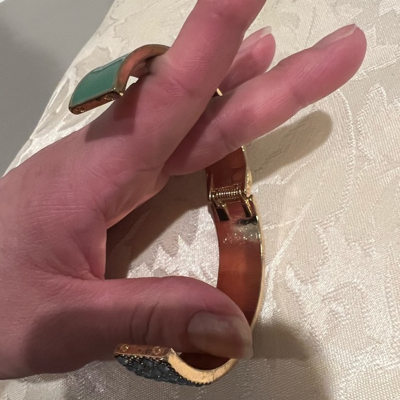 Pastel green with blue diamonds bangle! OS - Picture 7 of 8